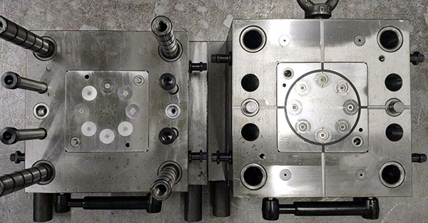 1579158121599999.gif 八腔齒輪成型模具_(dá)副本.gif